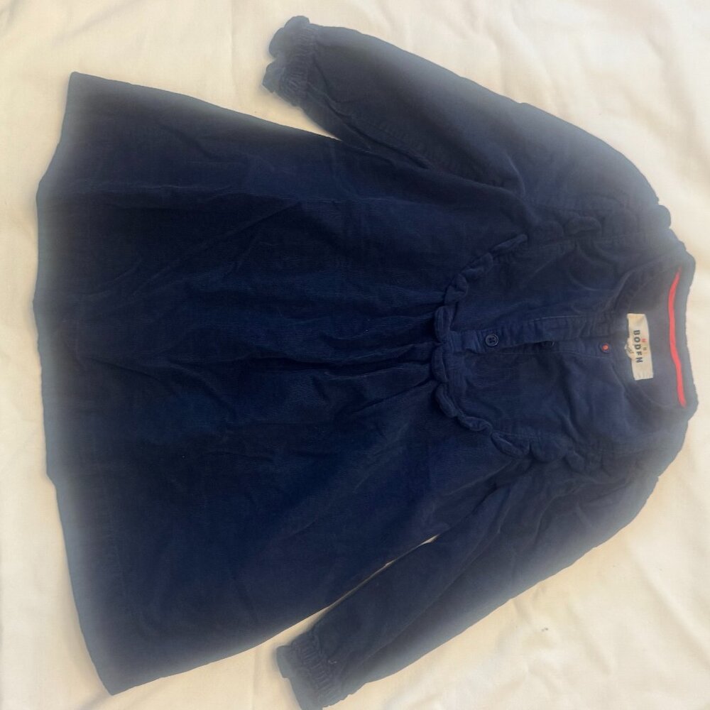 Mini Boden Corduroy Dress.  Excellent Condition.  Size 4/5